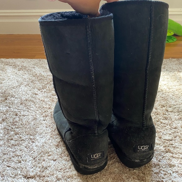 Black Ugg Boots - Picture 1 of 5